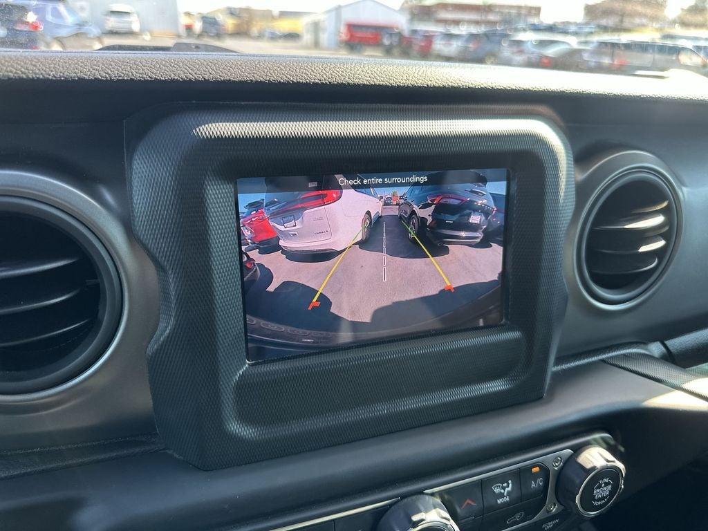 2022 Jeep Wrangler Unlimited Willys