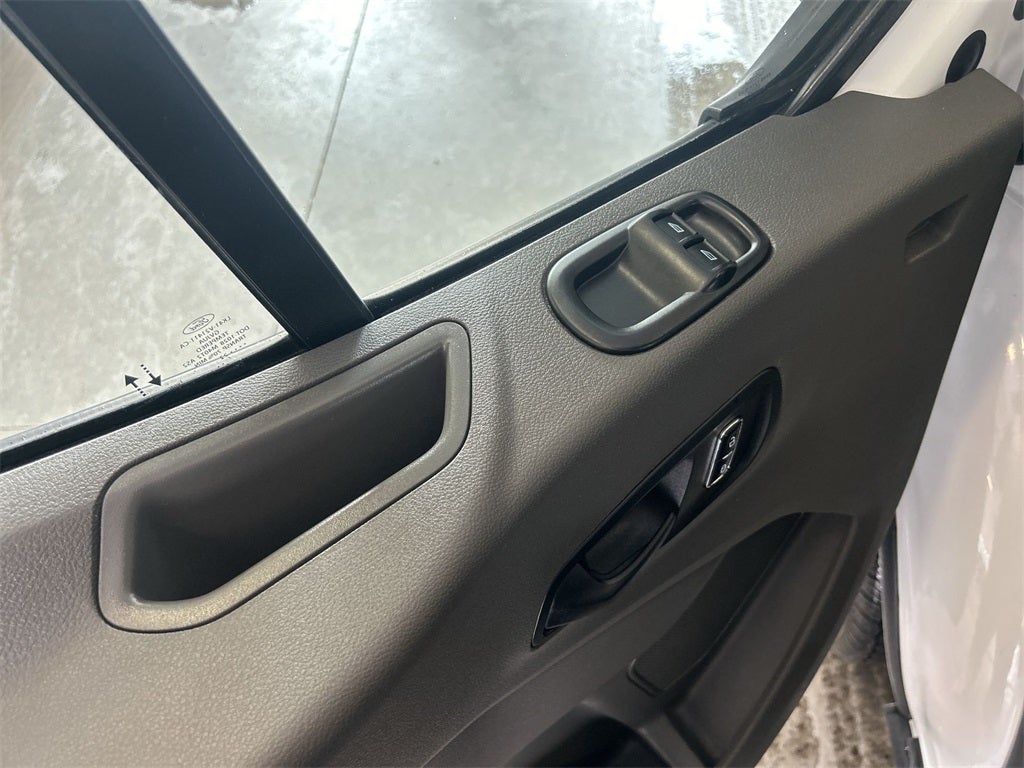 2022 Ford Transit-350 XLT