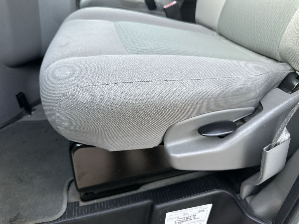 2013 Ford E-350SD XLT