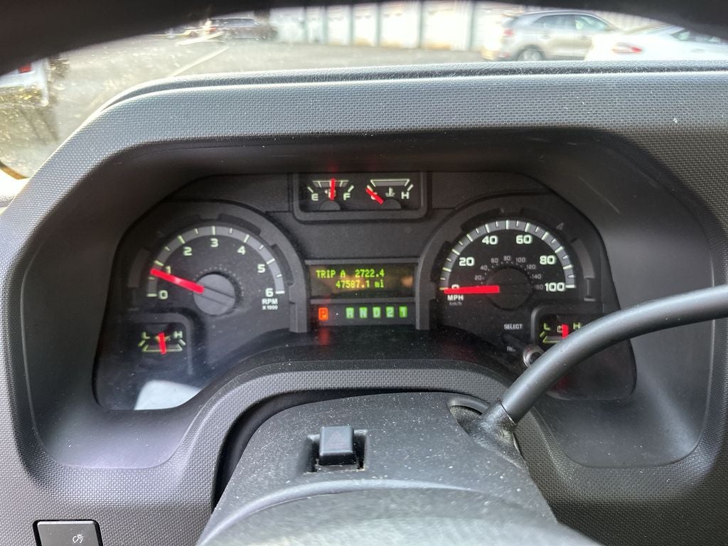 2013 Ford E-350SD XLT