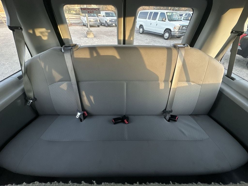 2013 Ford E-350SD XLT