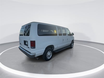 2013 Ford E-350SD XLT