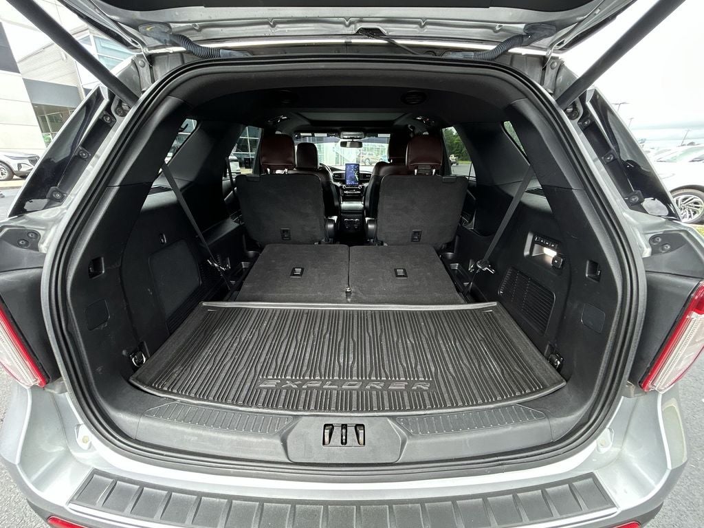 2021 Ford Explorer Platinum