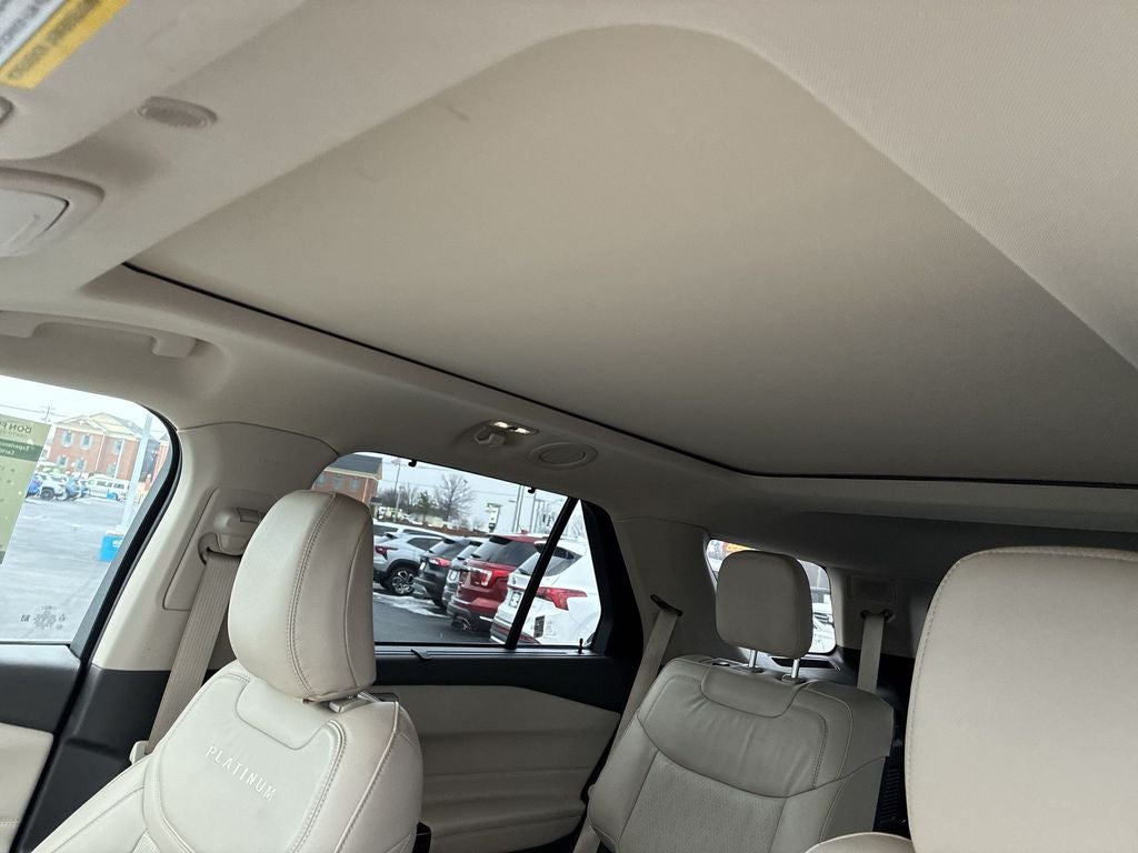 2022 Ford Explorer Platinum