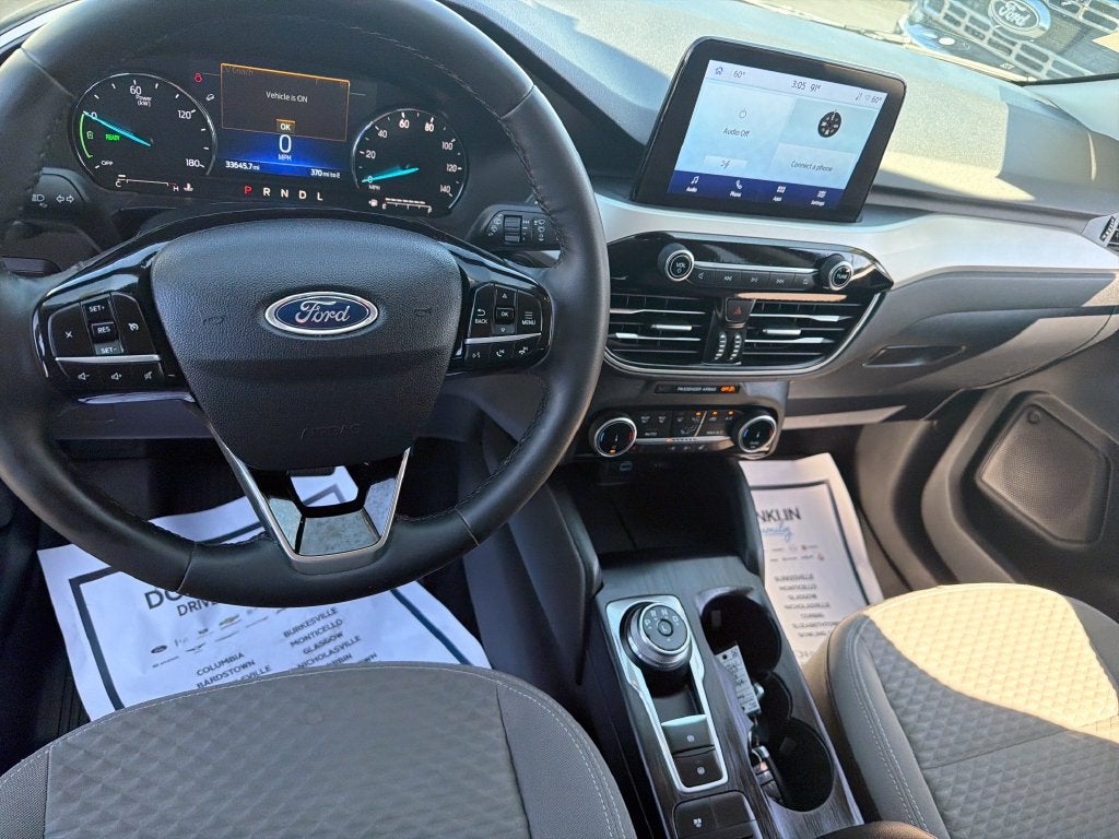 2022 Ford Escape Hybrid SE