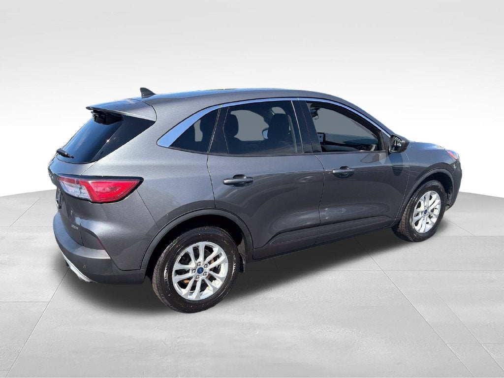 2022 Ford Escape Hybrid SE