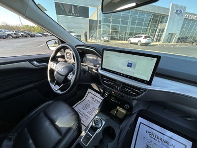 2025 Ford Escape Platinum