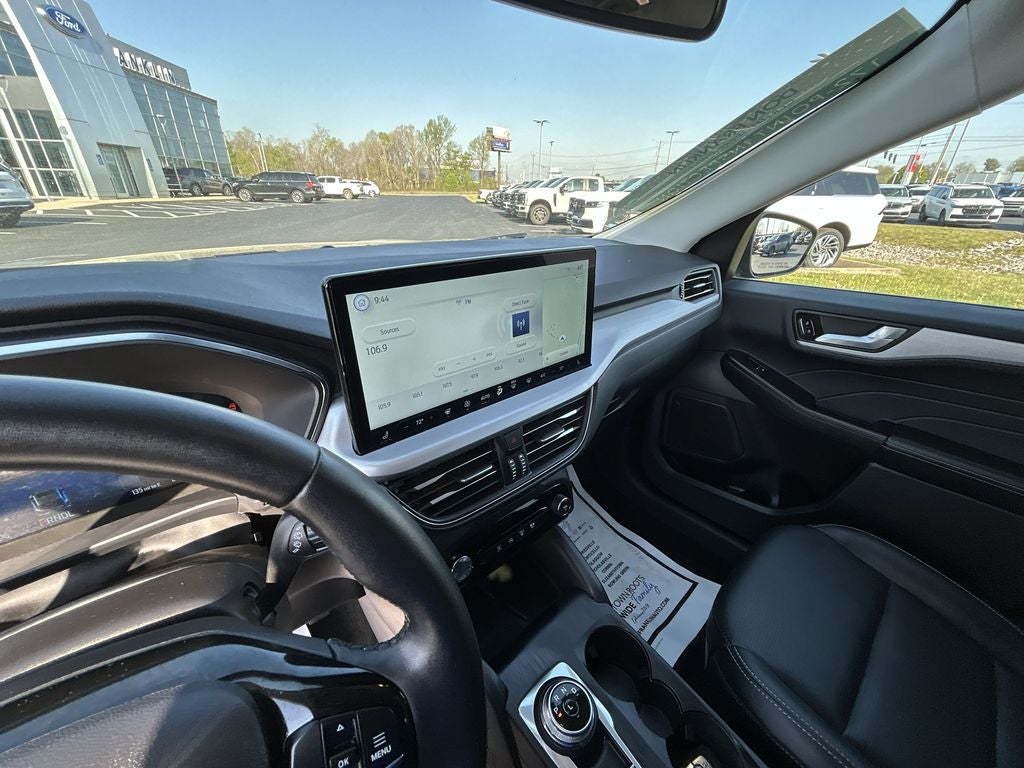 2025 Ford Escape Platinum