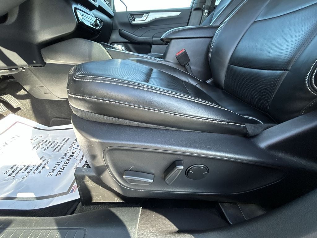 2025 Ford Escape Platinum