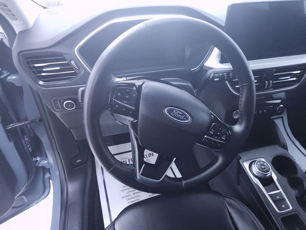 2025 Ford Escape Platinum