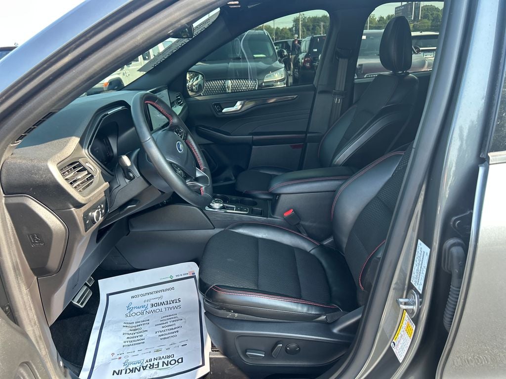 2024 Ford Escape ST-Line