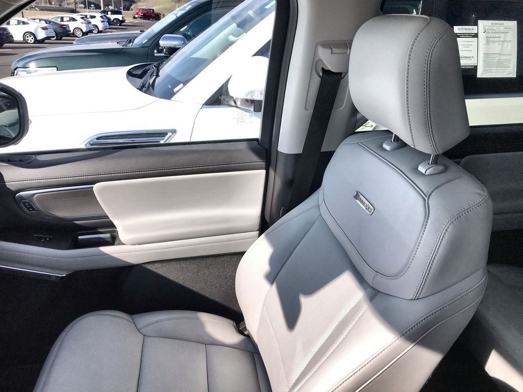 2025 Ford Expedition Max Platinum