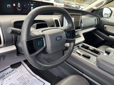 2025 Ford Expedition Active