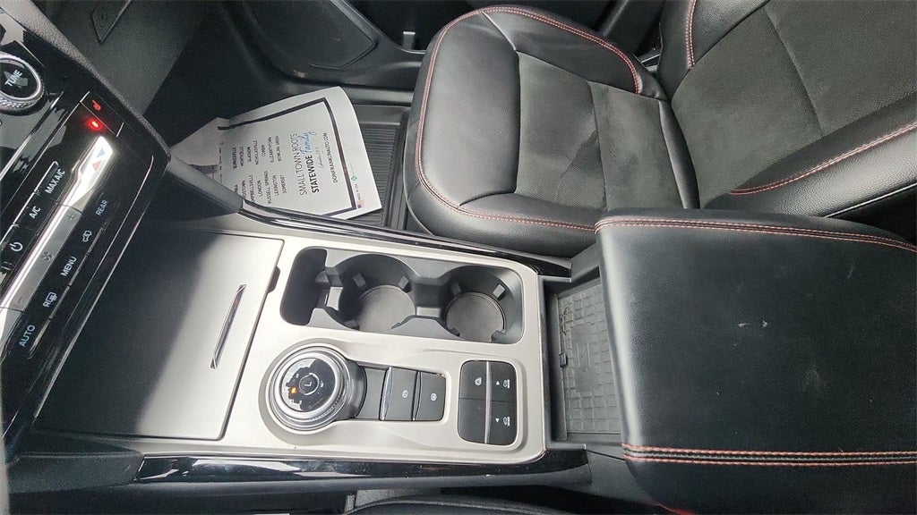 2022 Ford Explorer ST-Line