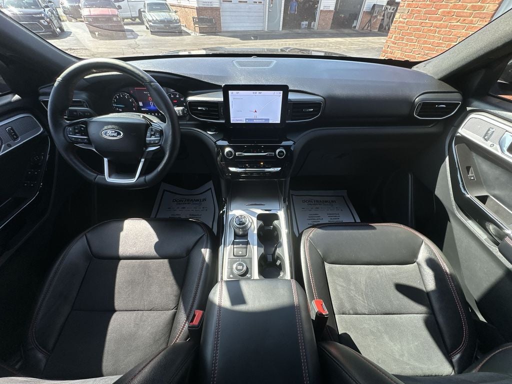 2022 Ford Explorer ST-Line
