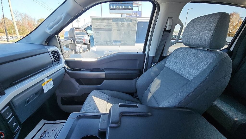 2026 Ford F-350SD XLT DRW