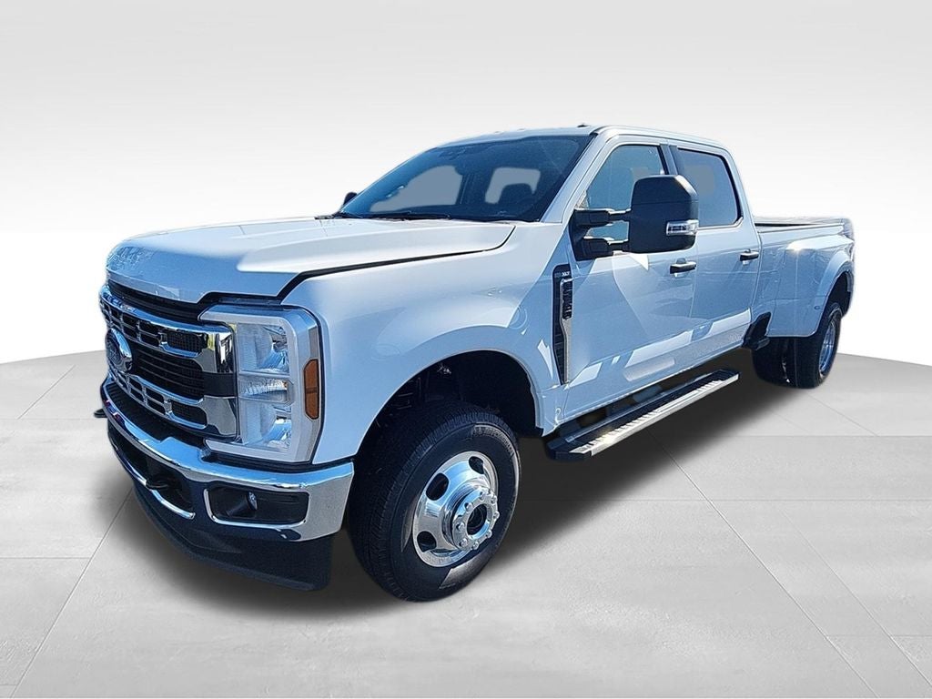 2026 Ford F-350SD XLT DRW