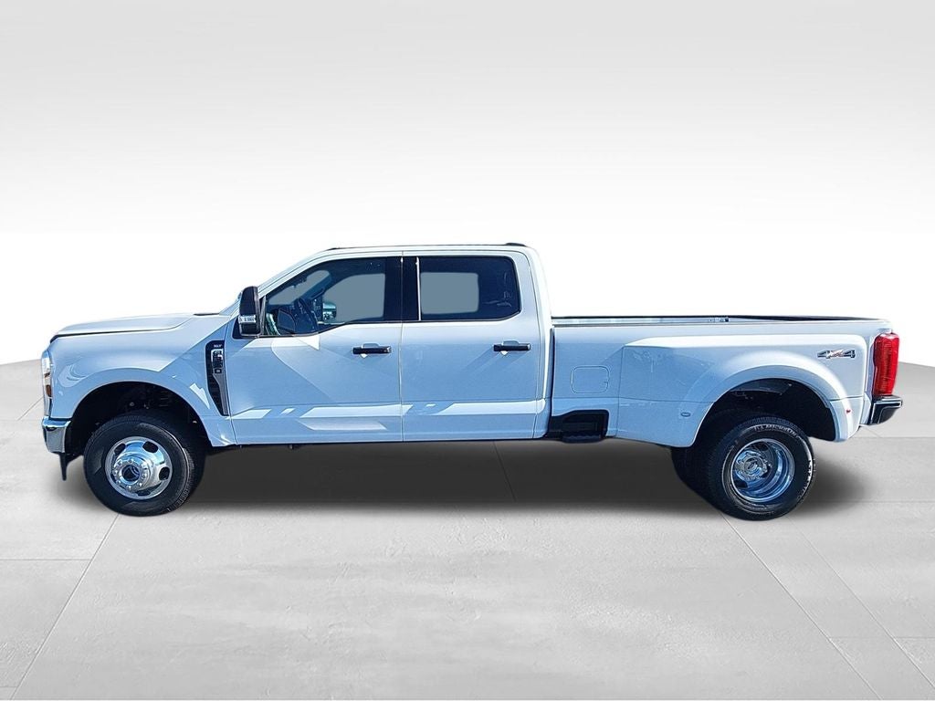2026 Ford F-350SD XLT DRW