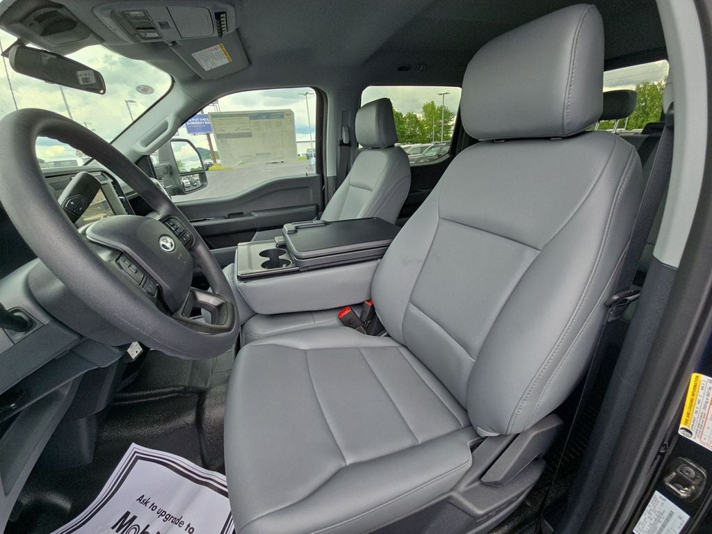 2025 Ford F-350SD XL DRW