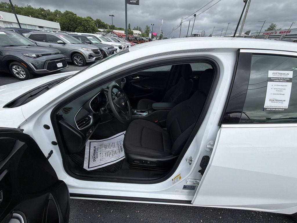 2022 Chevrolet Malibu LS 1FL