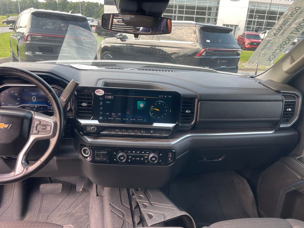 2023 Chevrolet Silverado 1500 LT LT1