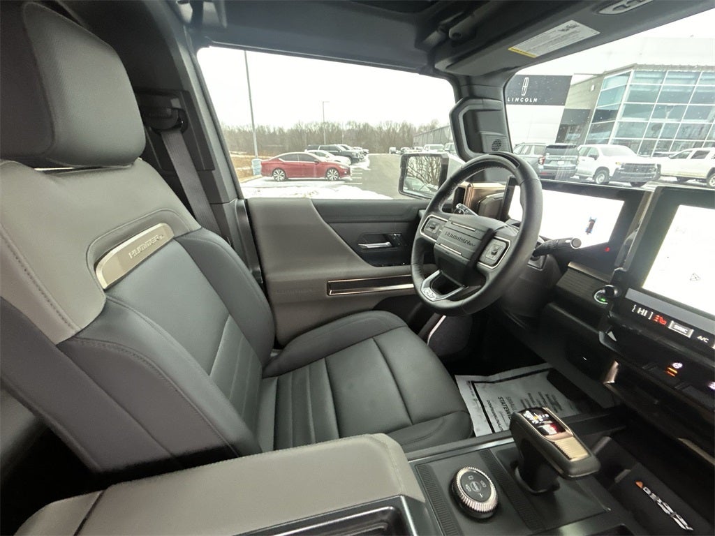 2025 GMC Hummer EV SUV 2X