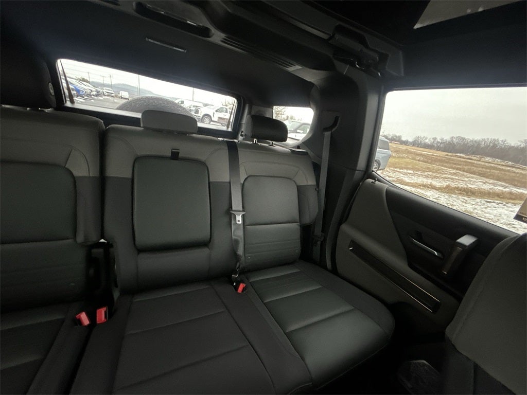 2025 GMC Hummer EV SUV 2X