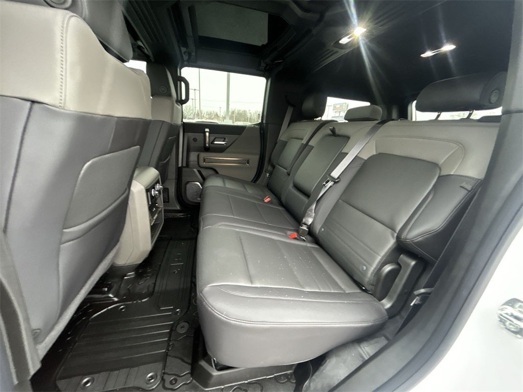 2025 GMC Hummer EV SUV 2X