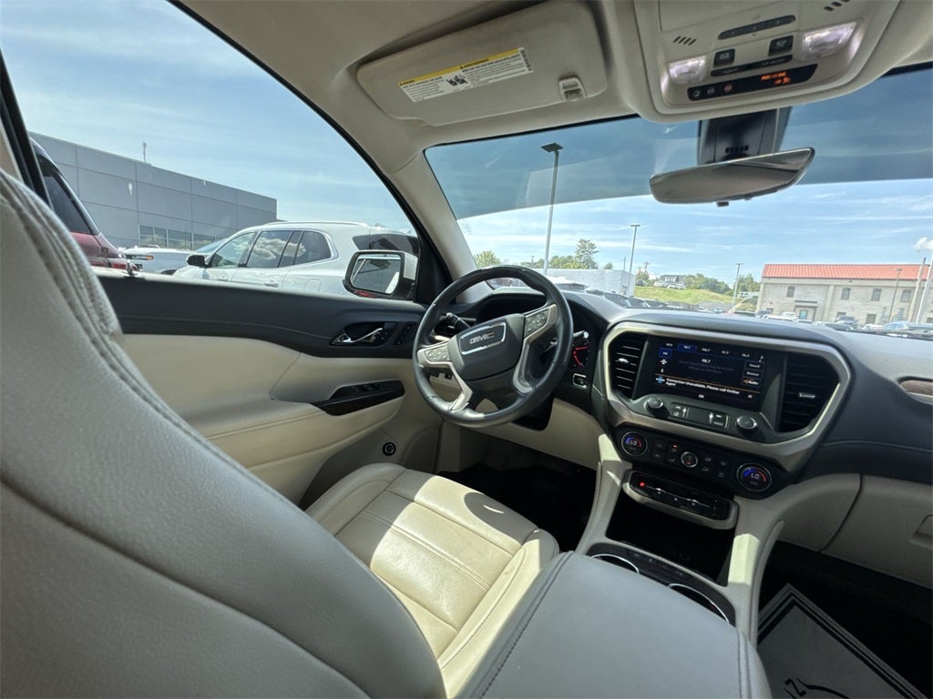 2021 GMC Acadia Denali