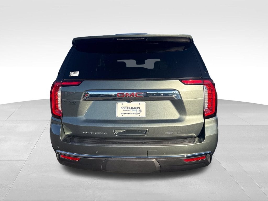 2023 GMC Yukon SLT