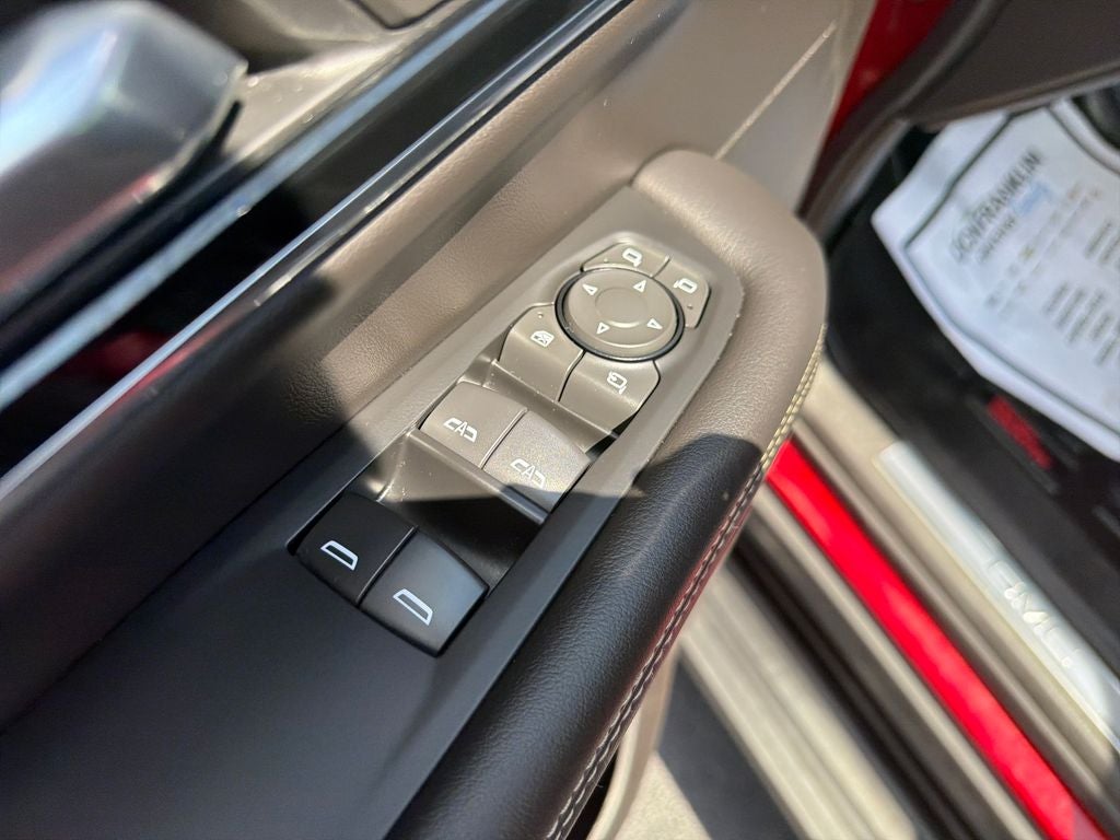 2025 GMC Yukon Elevation