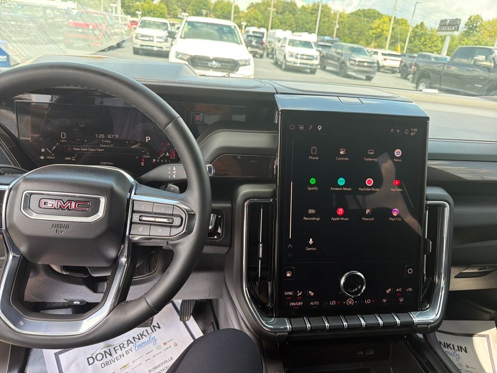 2025 GMC Yukon Elevation