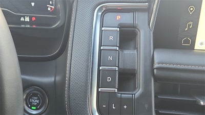 2023 GMC Yukon XL AT4