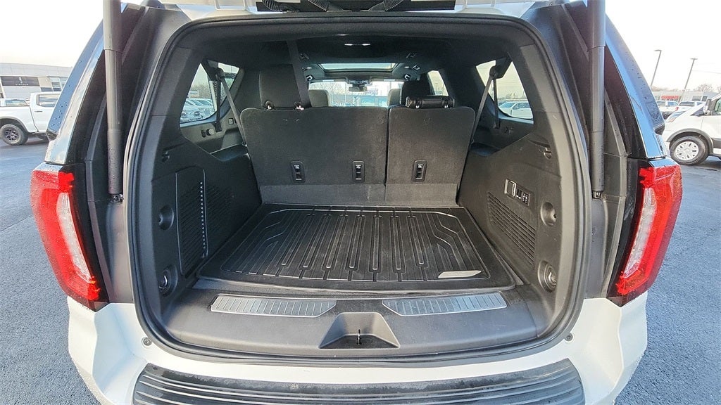 2023 GMC Yukon XL AT4