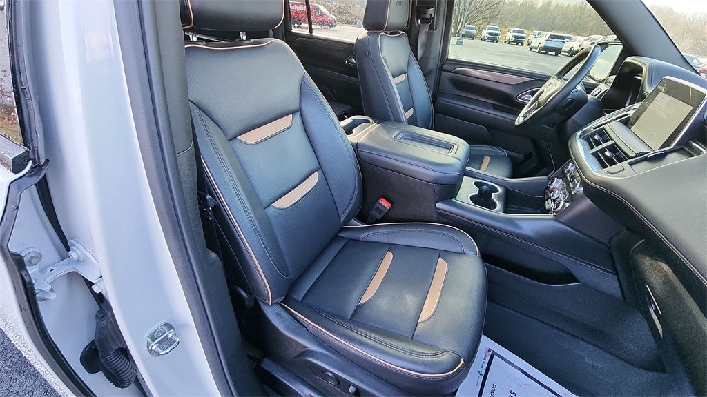 2023 GMC Yukon XL AT4