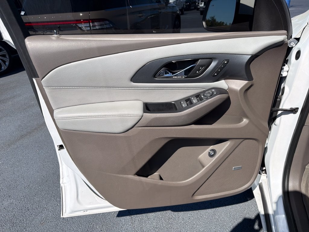 2021 Chevrolet Traverse Premier