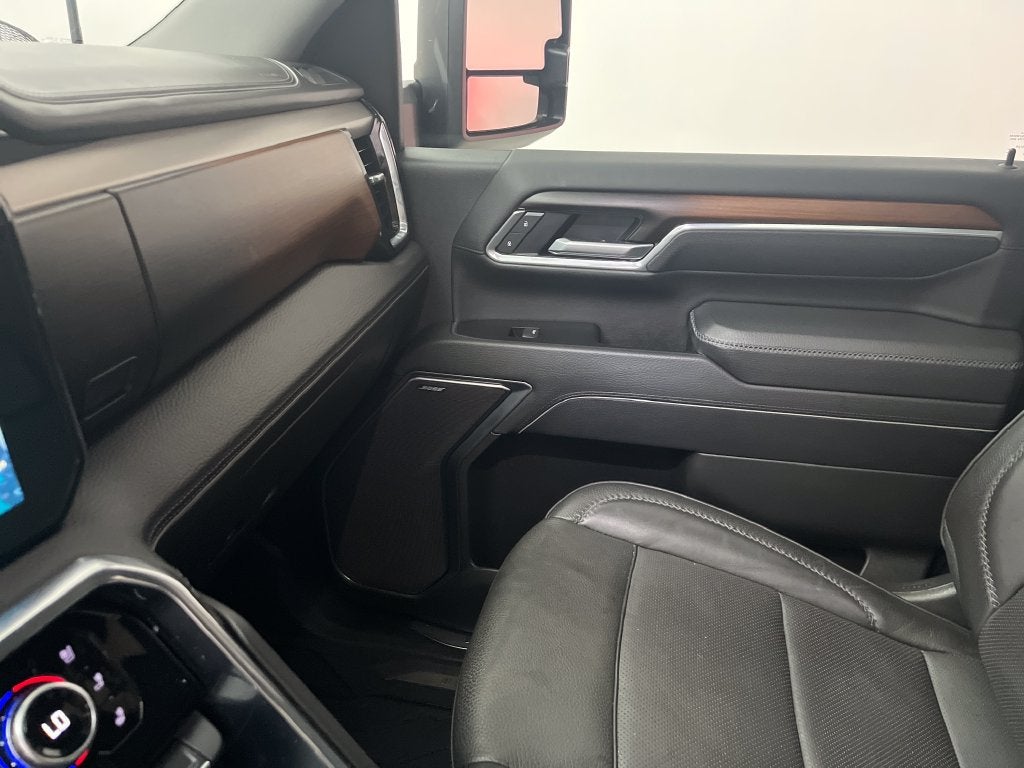 2025 GMC Sierra 2500HD Denali