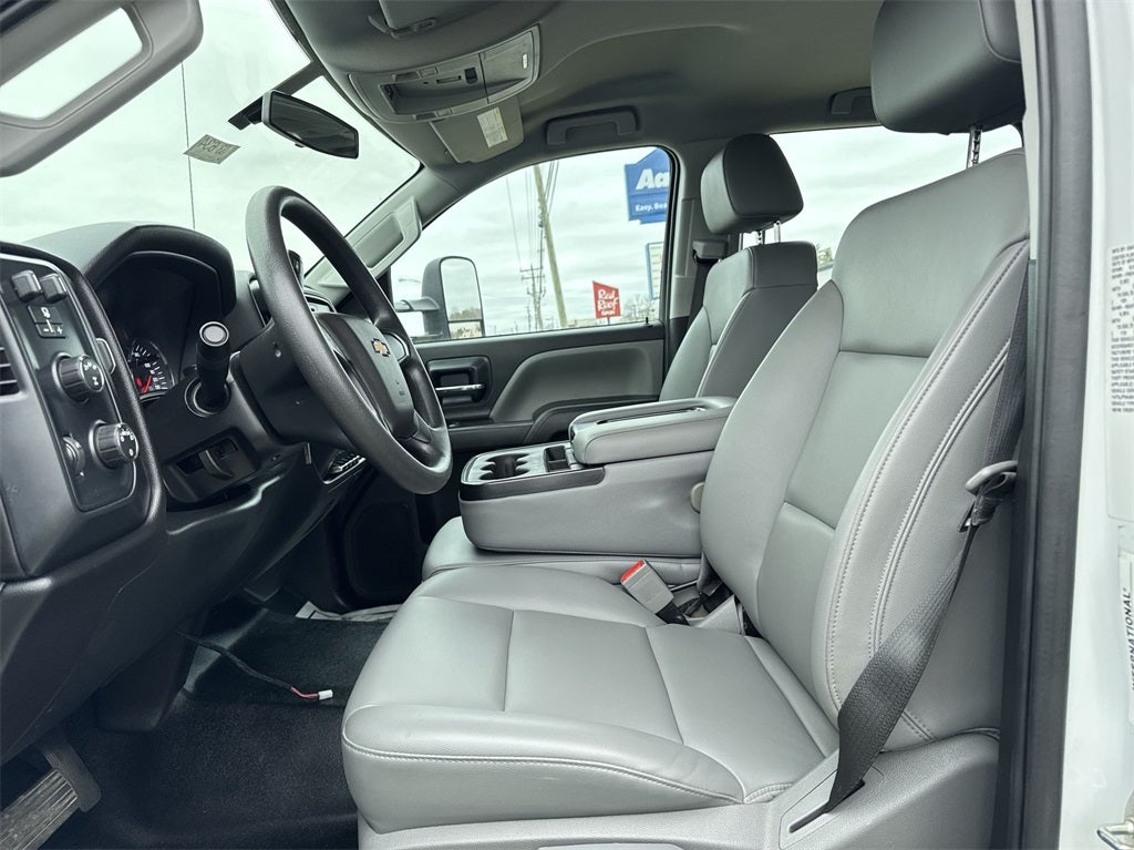 2022 Chevrolet Silverado 4500HD Work Truck