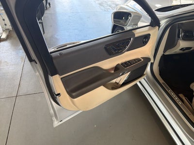 2019 Lincoln Continental Reserve
