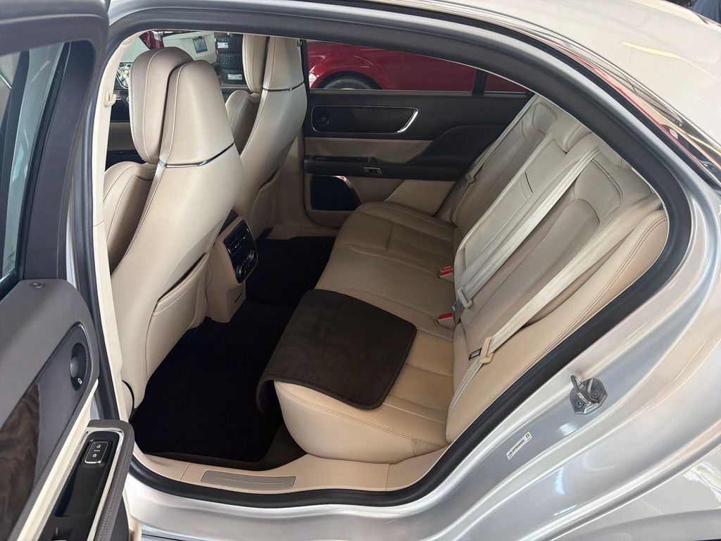 2019 Lincoln Continental Reserve