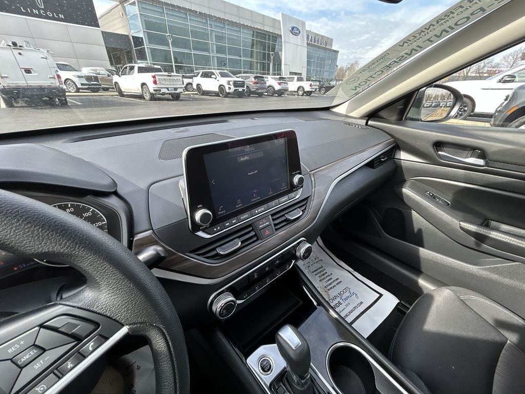 2024 Nissan Altima 2.5 SV