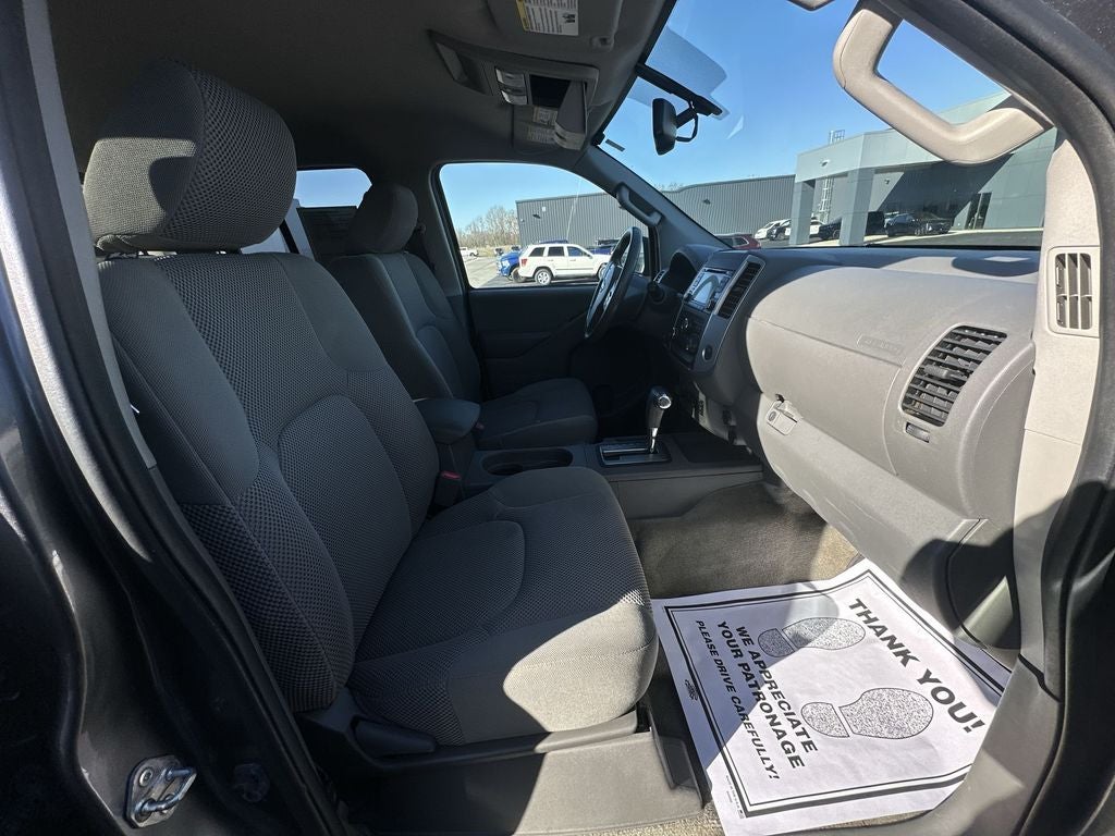 2016 Nissan Frontier SV