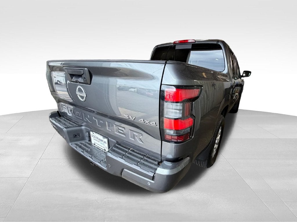 2023 Nissan Frontier SV