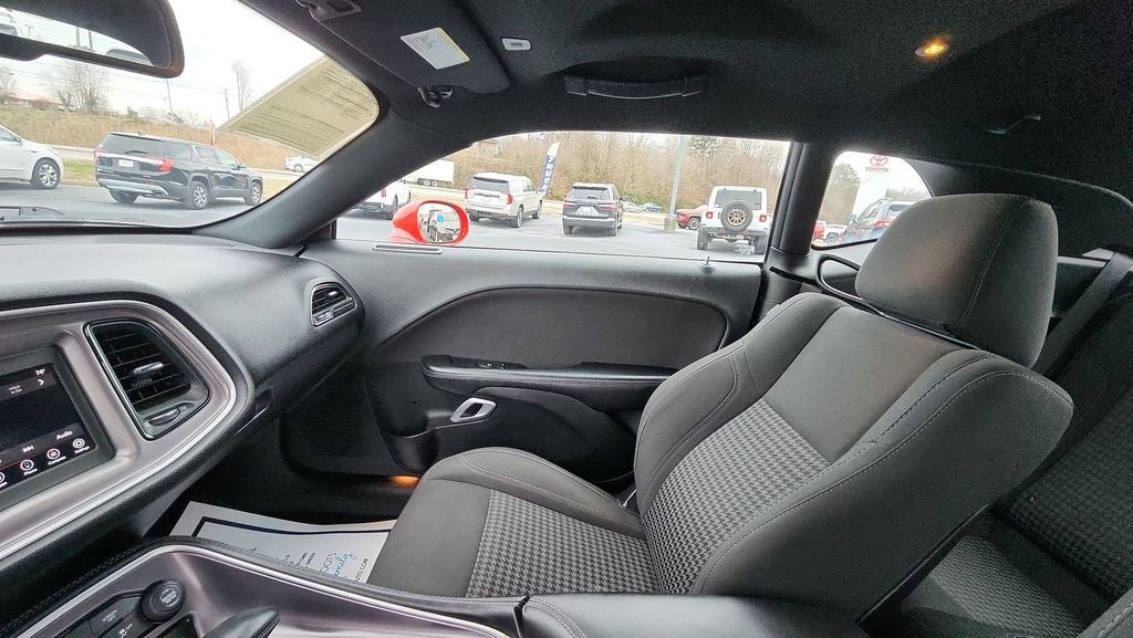 2019 Dodge Challenger SXT