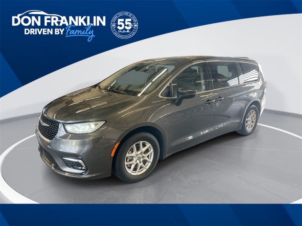 2023 Chrysler Pacifica Touring L