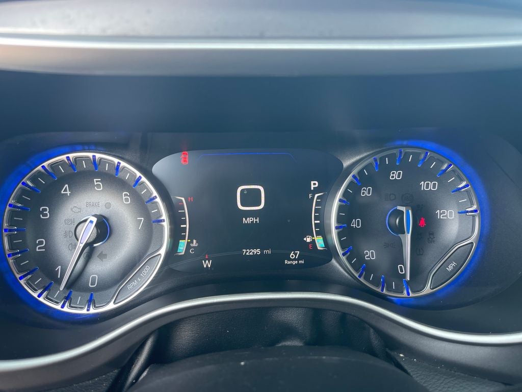 2023 Chrysler Pacifica Touring L