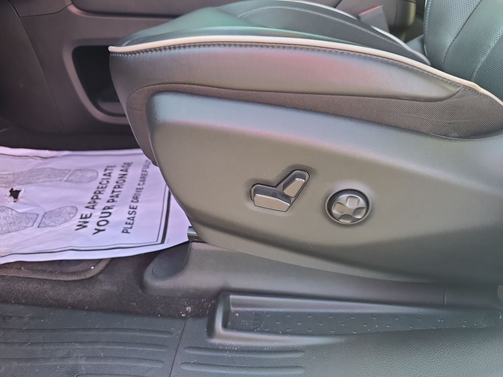 2024 Chrysler Pacifica Limited S APPEARANCE PKG