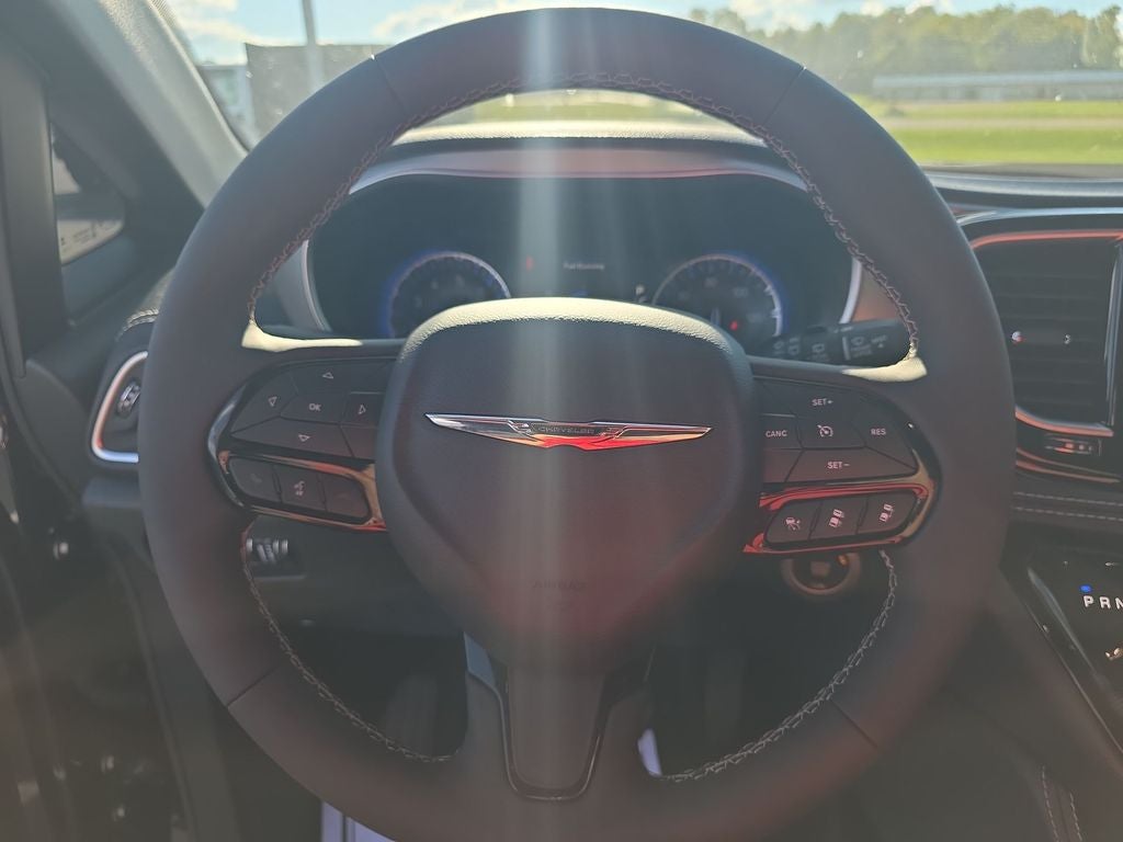 2024 Chrysler Pacifica Limited S APPEARANCE PKG