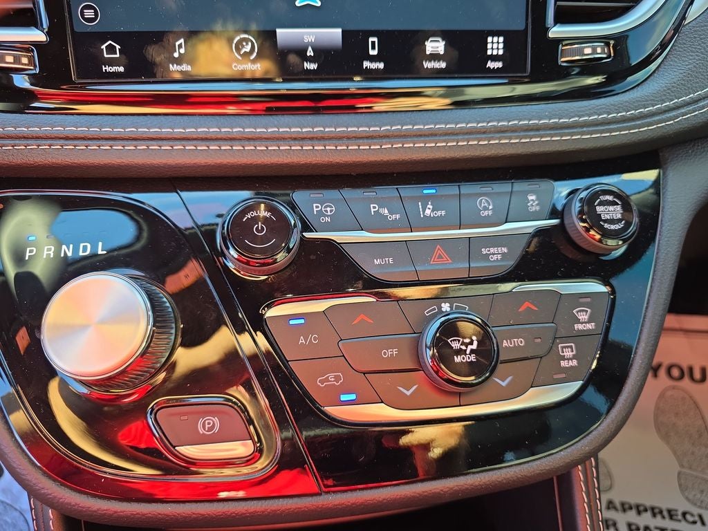 2024 Chrysler Pacifica Limited S APPEARANCE PKG