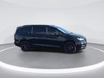 2024 Chrysler Pacifica Limited S APPEARANCE PKG